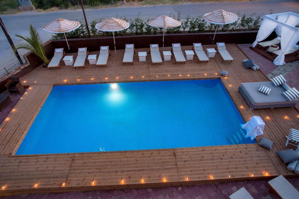 Kapahi Seaview Hotel Apartments โปตอส ภายนอก รูปภาพ